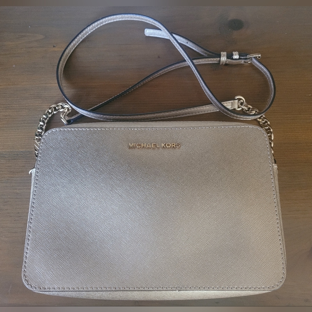 Michael Kors - Metallic Gold Jet Set Crossbody Bag